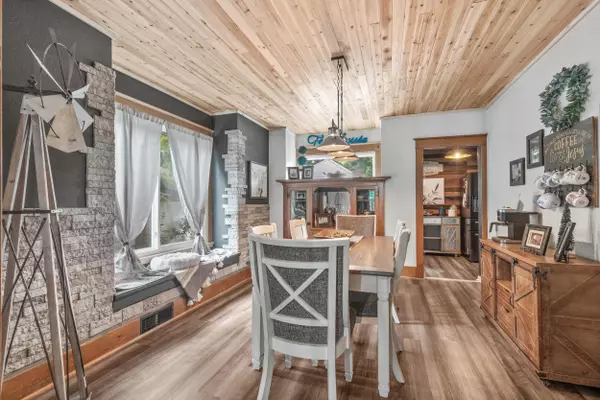 114 S Grand Ave, Waukesha, WI 53186