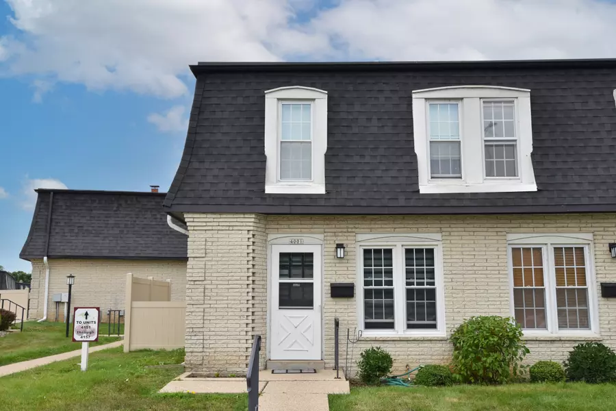 4001 W Cherrywood Ln, Brown Deer, WI 53209