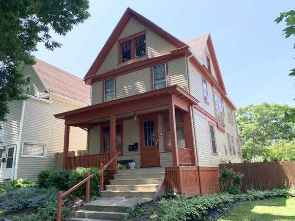 743 S 25th St Unit 743A, Milwaukee, WI 53204