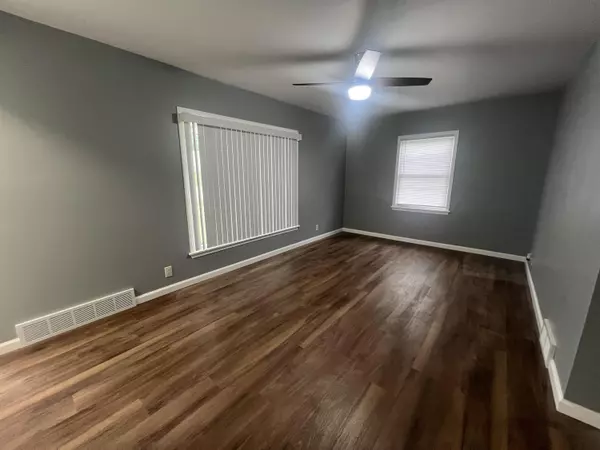 Milwaukee, WI 53207,4544 S Quincy Ave