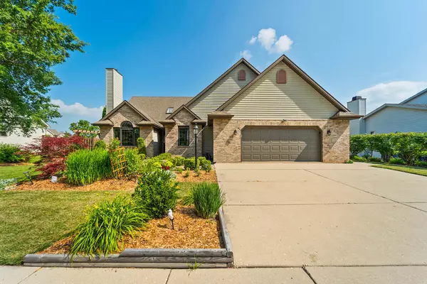 6616 82nd St, Kenosha, WI 53142