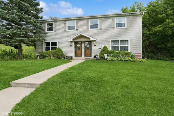 S83W31363 Section Rd Unit S83W31365, Mukwonago, WI 53149