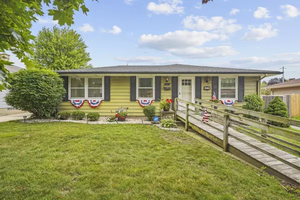 8715 34th Ave, Kenosha, WI 53142