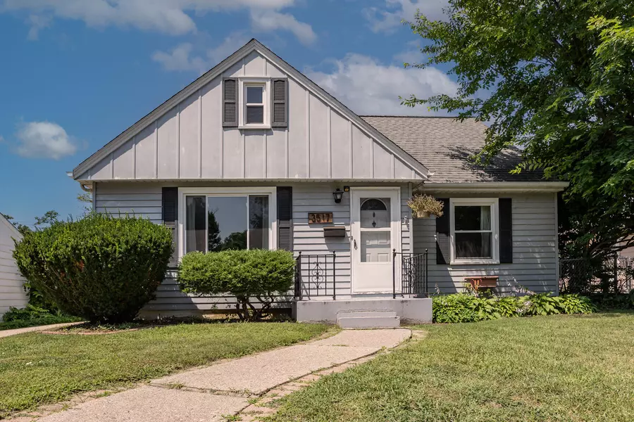 3517 N 96th St, Milwaukee, WI 53222