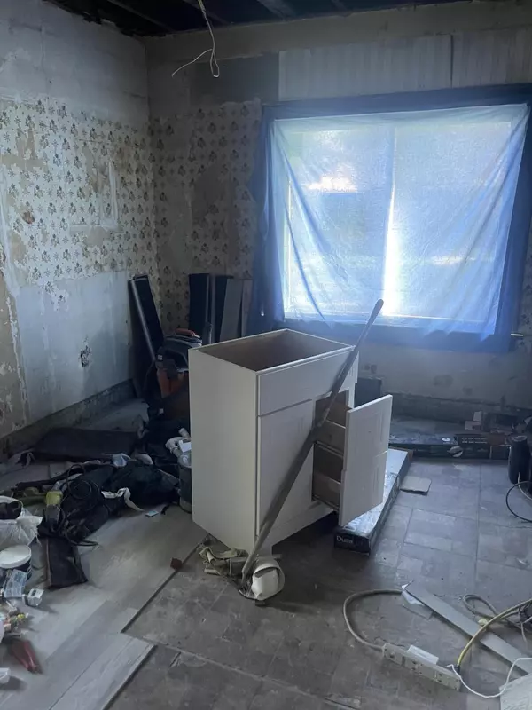 Milwaukee, WI 53206,3252 N 17th St