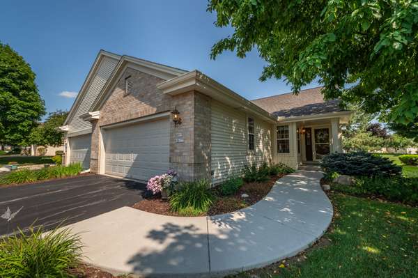 N57W24177 N Sycamore Cir, Sussex, WI 53089
