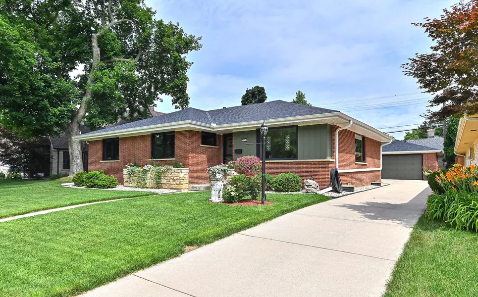 3666 Menomonee River Pkwy, Wauwatosa, WI 53222