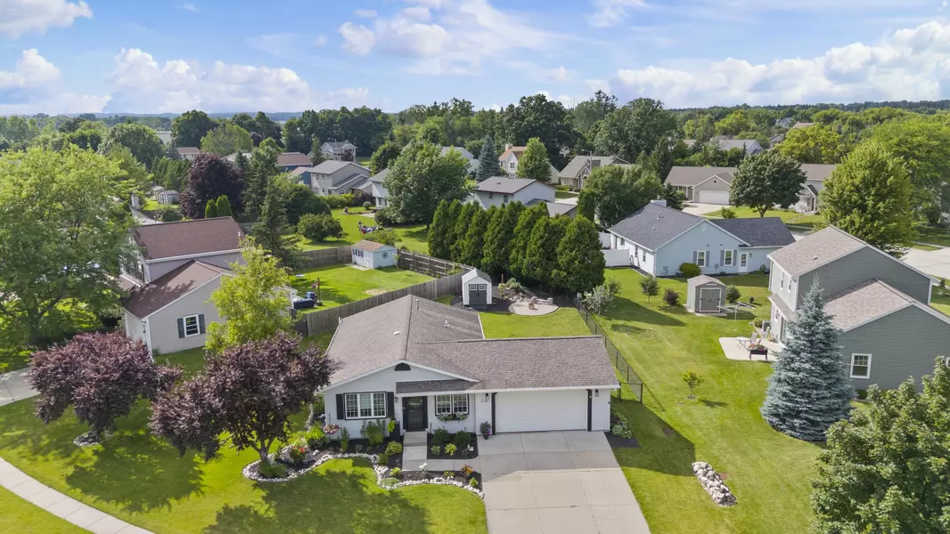 N171W20498 Valley Dr, Jackson, WI 53037