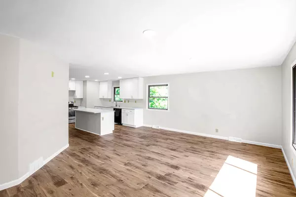 308 S Badger Ct, Summit, WI 53066