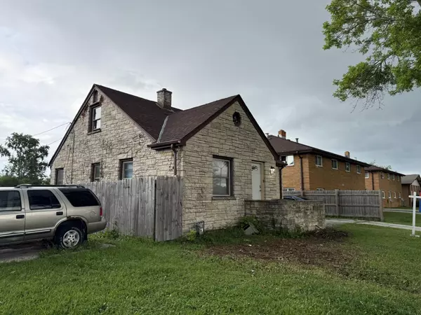 Milwaukee, WI 53225,8820 W Mill Rd