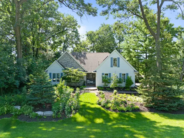 356 Forest Dr, Williams Bay, WI 53191