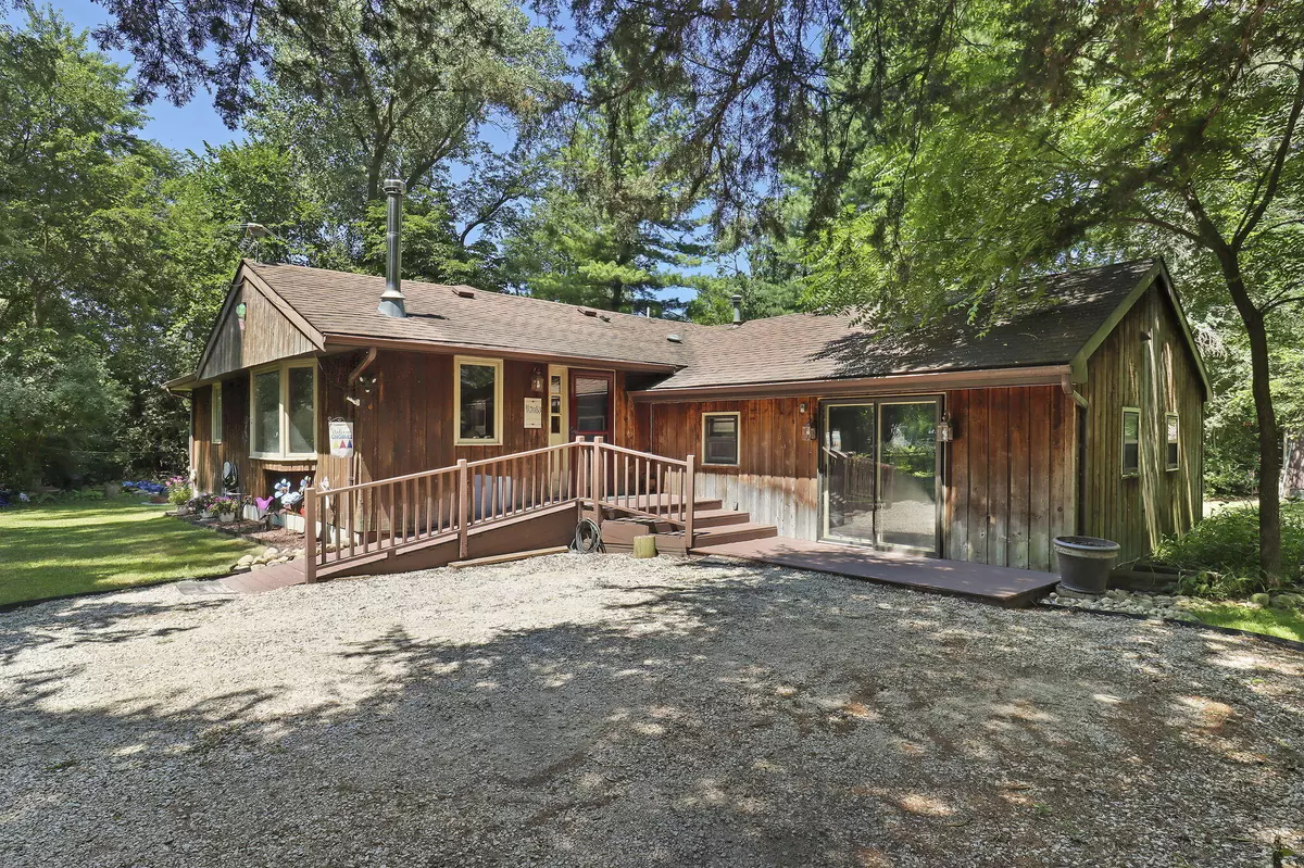 Sugar Creek, WI 53121,N7083 Evergreen Ln