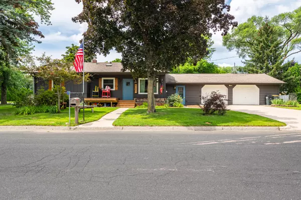 2729 Oak Dr, Shelby, WI 54601