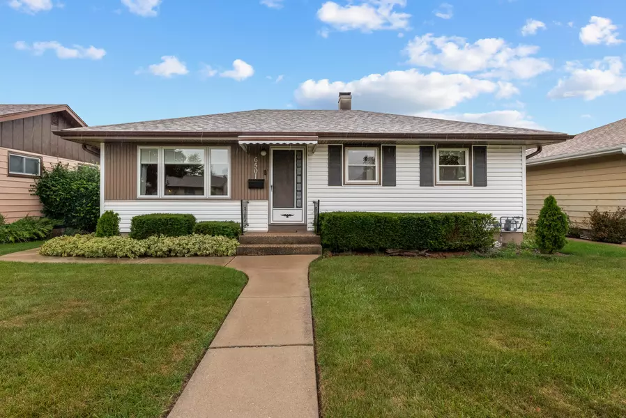 6501 S 19th St, Milwaukee, WI 53221