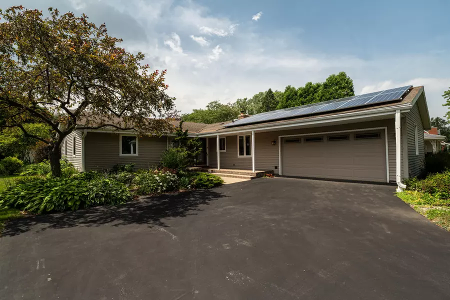 3732 Ruby Ave, Racine, WI 53402