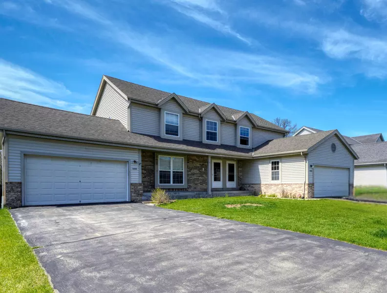 500 N 6th St, Waterford, WI 53185