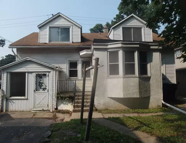 Milwaukee, WI 53218,6841 W Fond Du Lac Ave