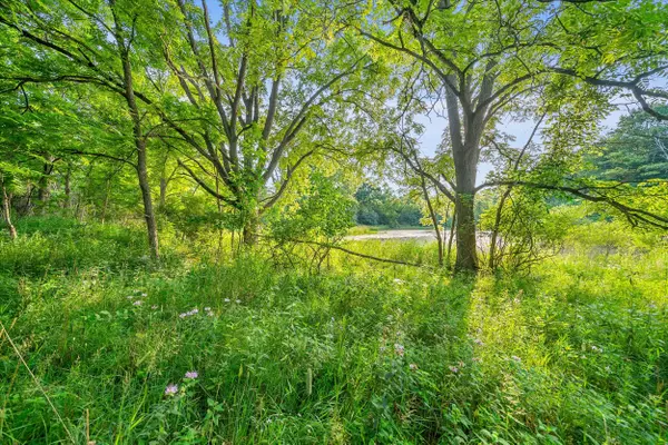 Lt2 Pleasant Valley Rd, Cedarburg, WI 53012