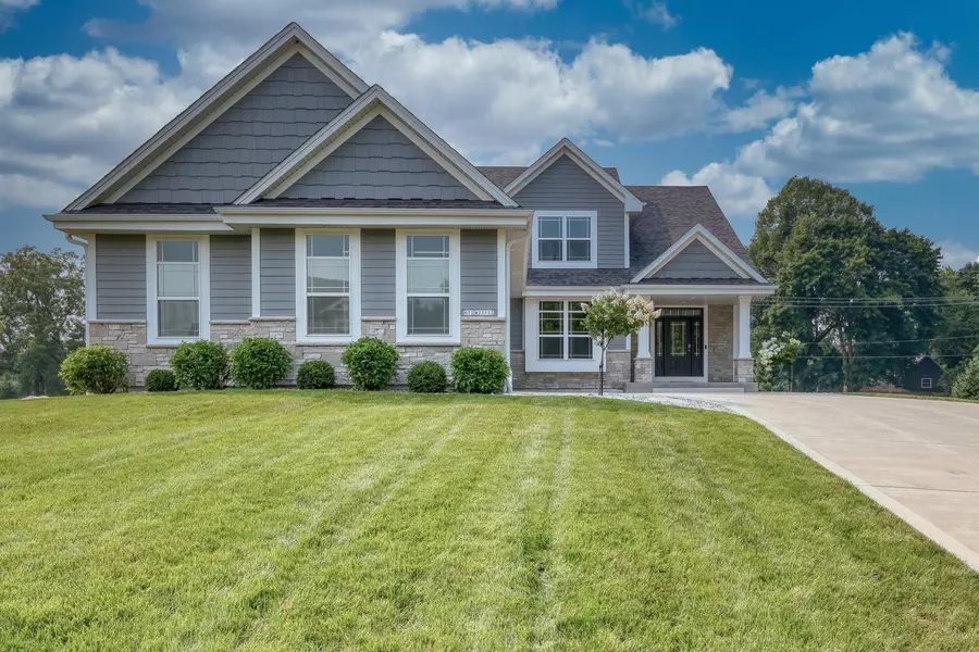 N72W23733 Butler Ct, Sussex, WI 53089