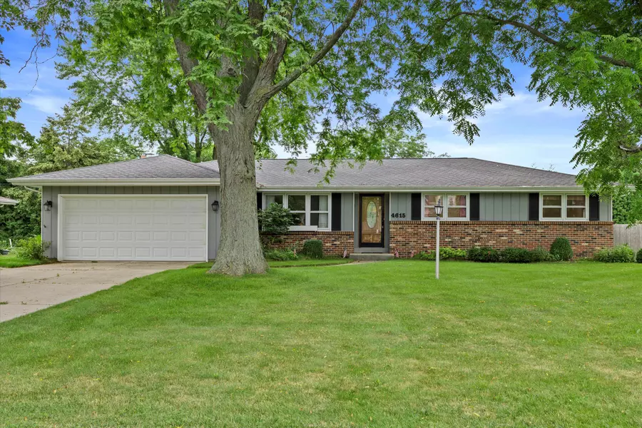 4615 N Saint Clair St, Caledonia, WI 53402