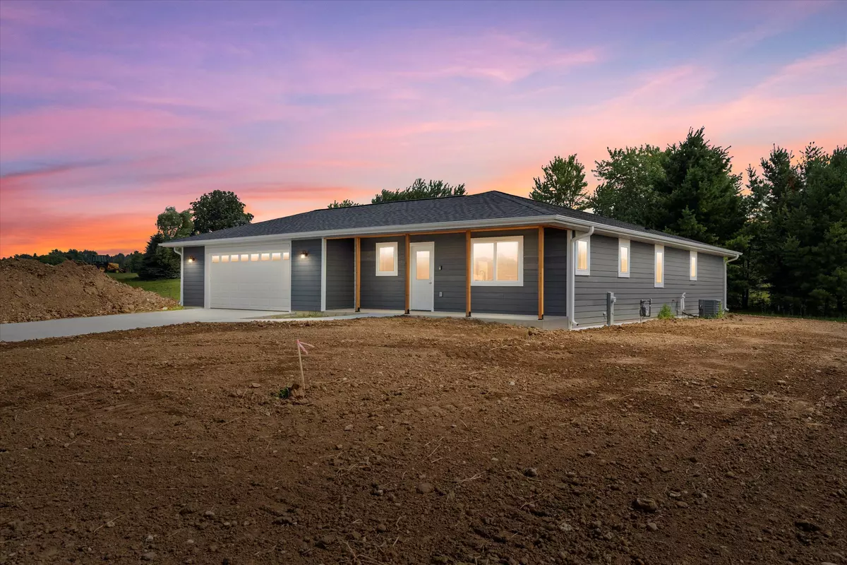 Random Lake, WI 53075,90 McDermott Ct