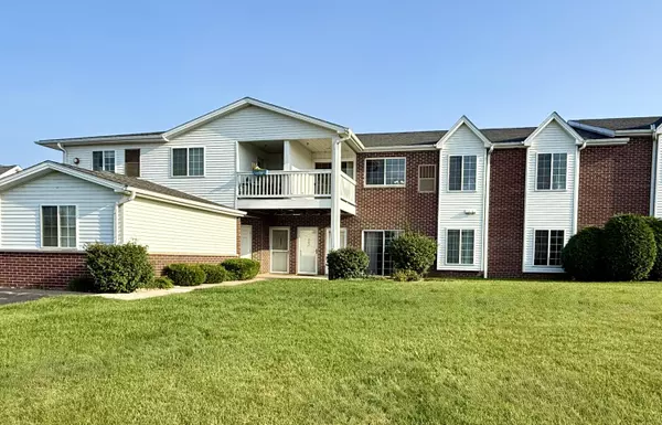 2775 11th Pl Unit 803, Somers, WI 53140