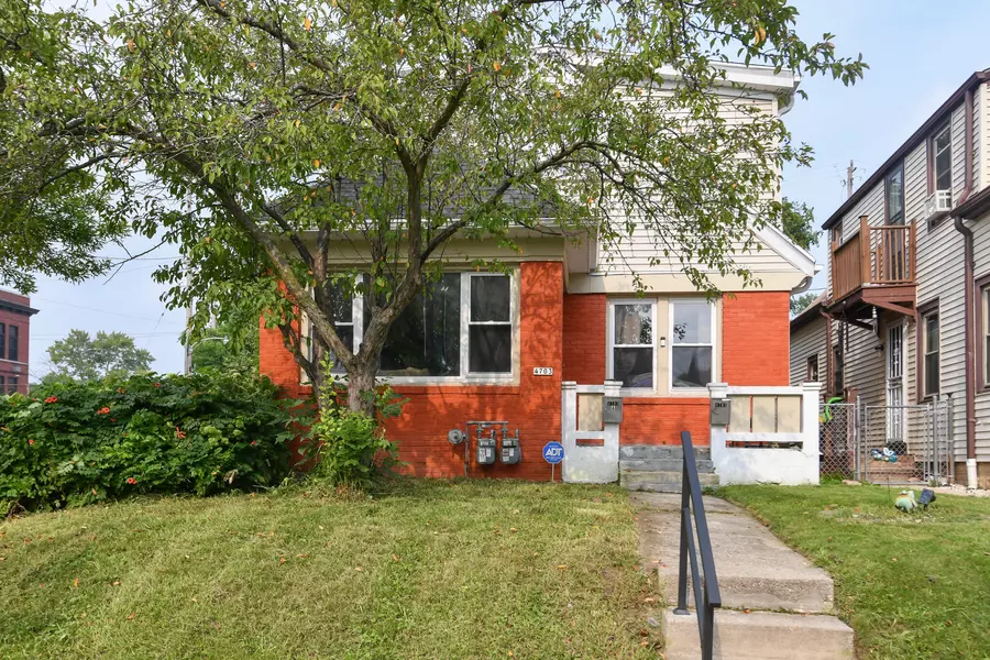 4703 N 35th St, Milwaukee, WI 53209