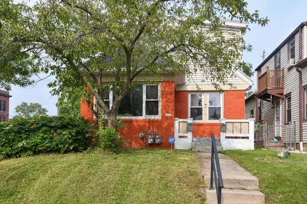 4703 N 35th St, Milwaukee, WI 53209