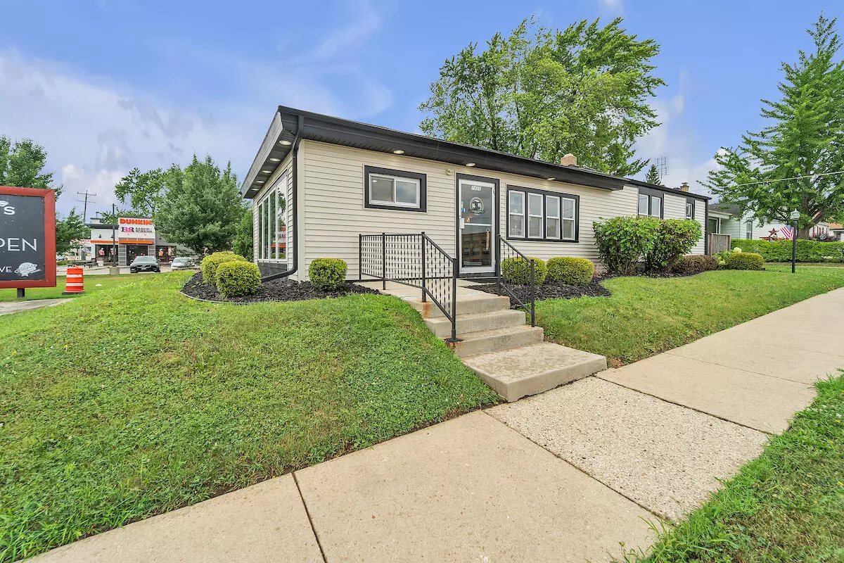 Kenosha, WI 53142,7426 40th Ave