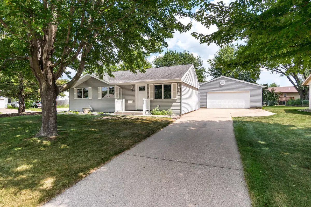 Onalaska, WI 54650,216 13th Ct