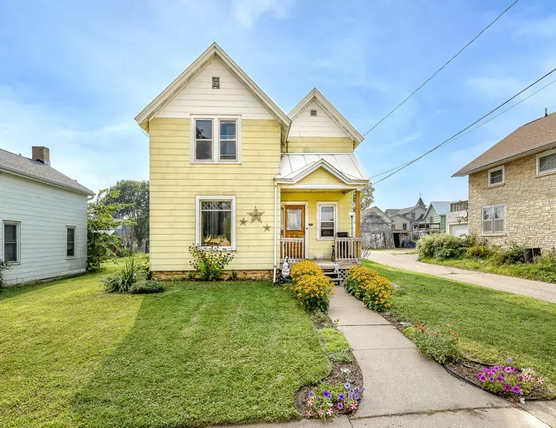 220 Youlon St N, West Salem, WI 54669