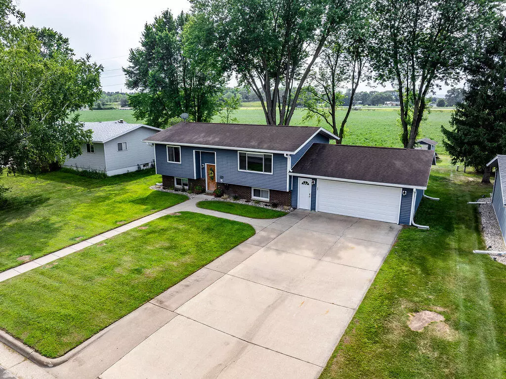 Holmen, WI 54636,1612 Viking Ave