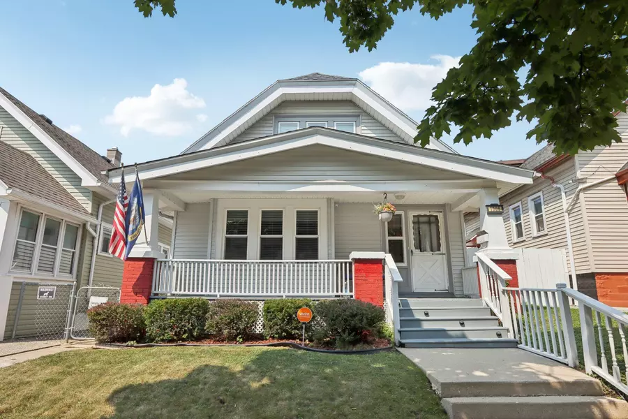 1305 S 26th St, Milwaukee, WI 53204