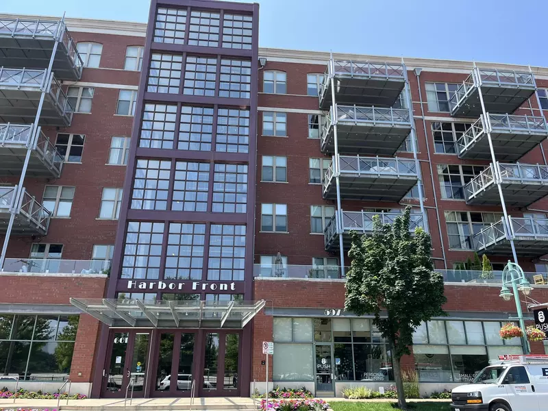 601 E Erie St Unit 306, Milwaukee, WI 53202