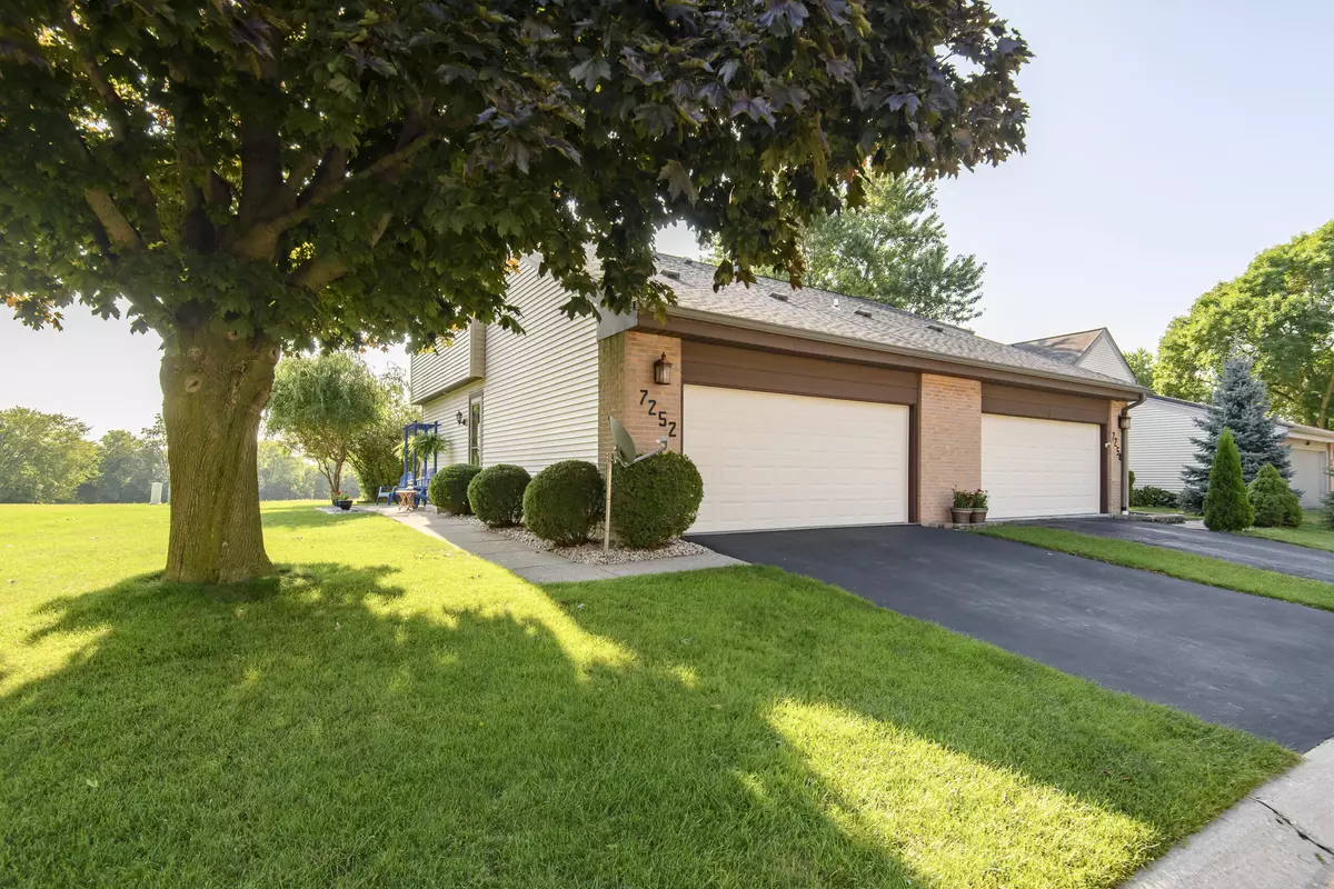 Oak Creek, WI 53154,7252 S Delaine Dr