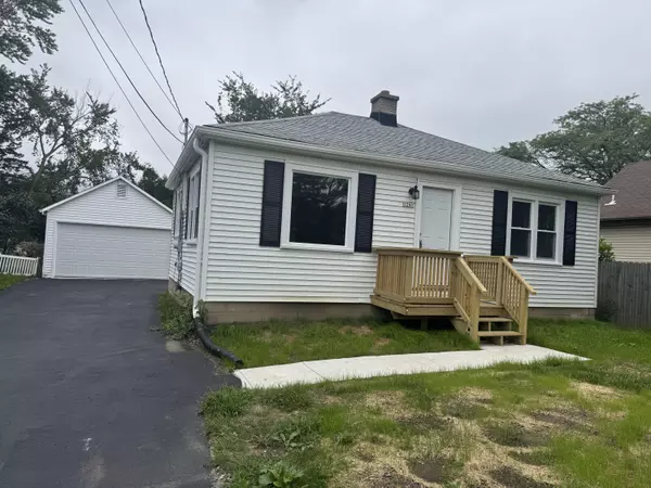 Greenfield, WI 53220,5241 S 51st St