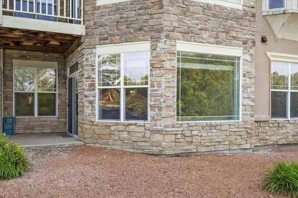 6955 S Riverwood Blvd Unit A03, Franklin, WI 53132