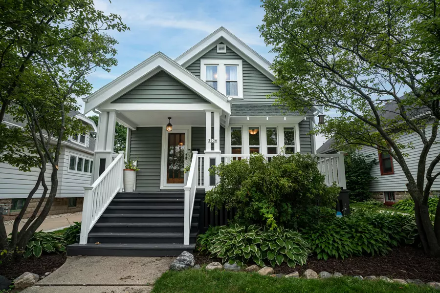 3936 N Frederick Ave, Shorewood, WI 53211