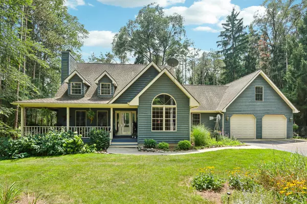 N7638 Pine Knolls Dr,  Whitewater,  WI 53190