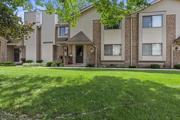 5726 Cambridge Ln Unit 4, Mount Pleasant, WI 53406