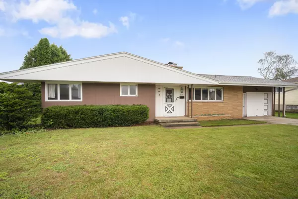 1118 N Benjamin St, Port Washington, WI 53074