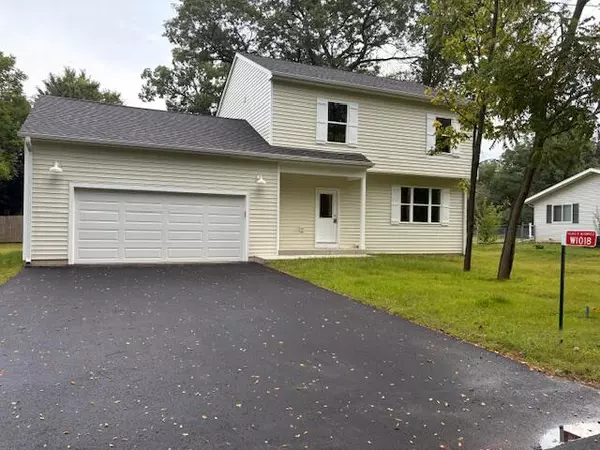 W1018 Marigold Rd, Bloomfield, WI 53128