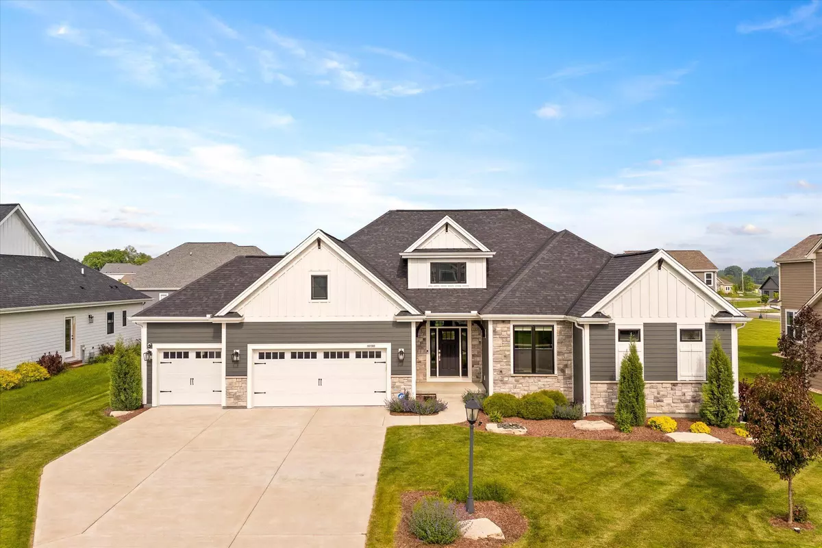 Franklin, WI 53132,10190 S Woodside Ct