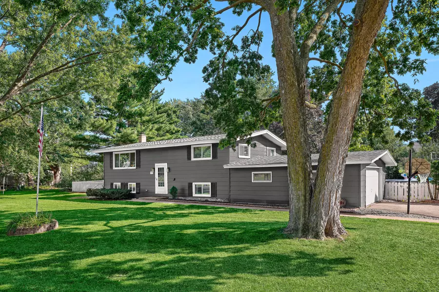 710 Hanson Rd, Campbell, WI 54603