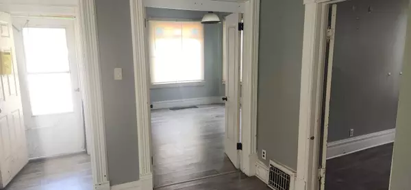 Beaver Dam, WI 53916,317 E Maple Ave