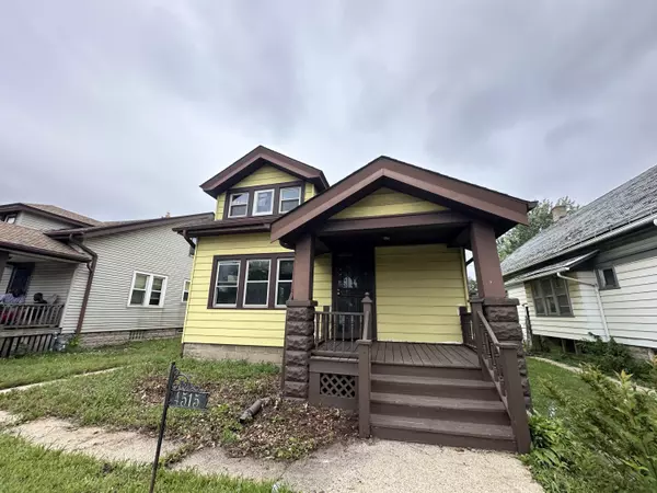 4515 N 27th St, Milwaukee, WI 53209