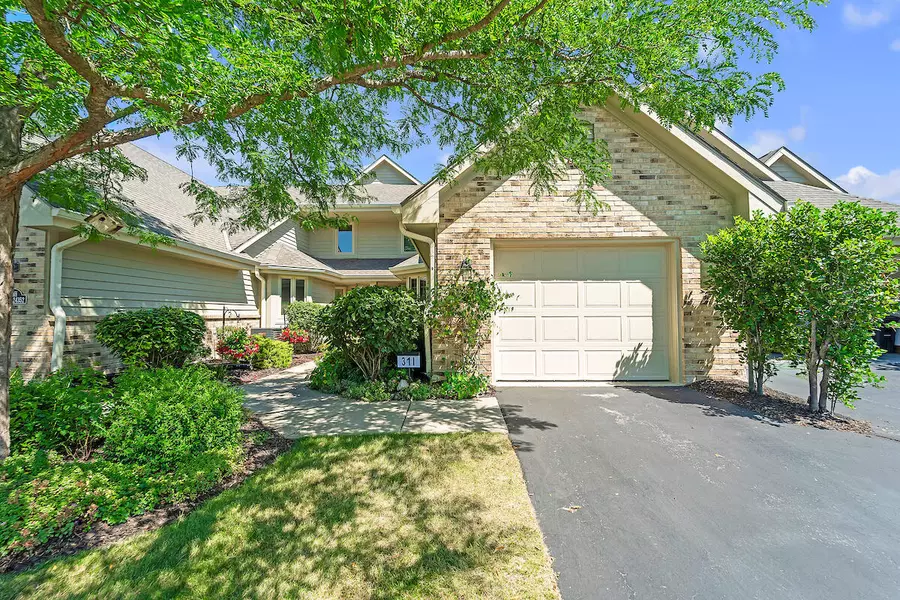 N21W24352 Cumberland Dr Unit 31I, Pewaukee, WI 53072