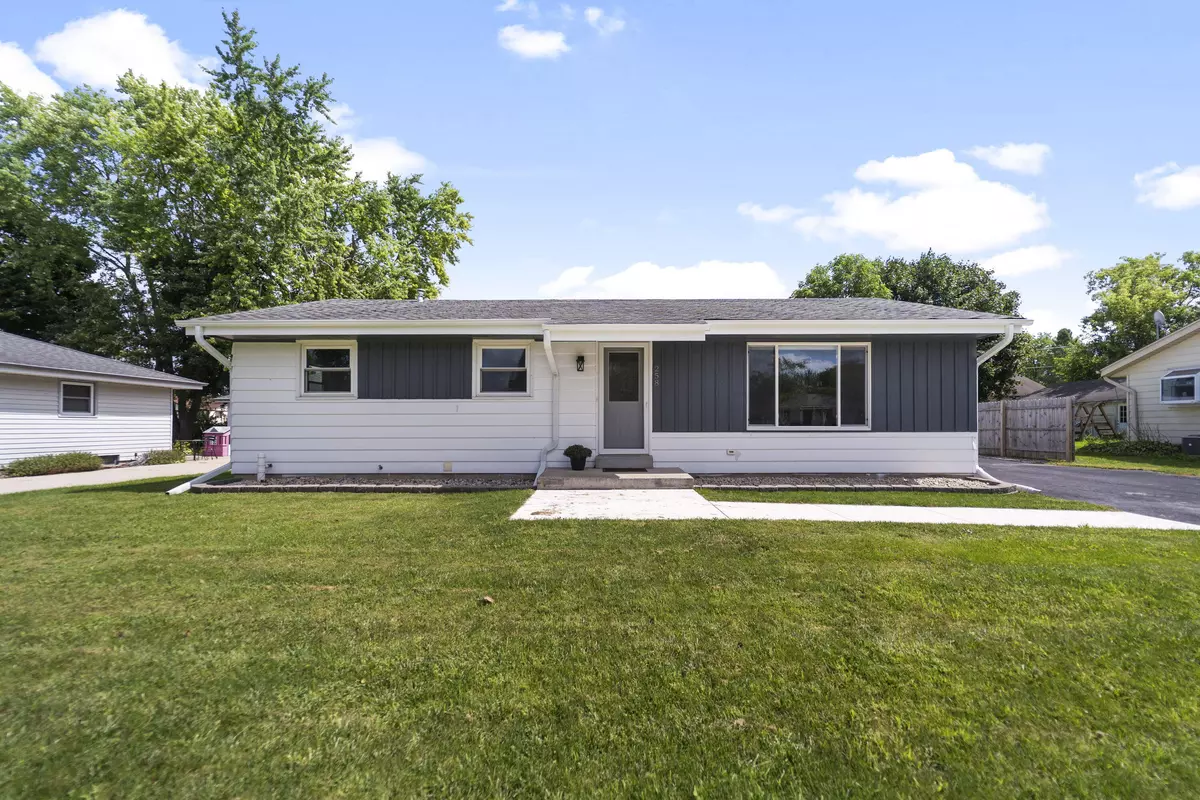 Saukville, WI 53080,258 S Regis Rd