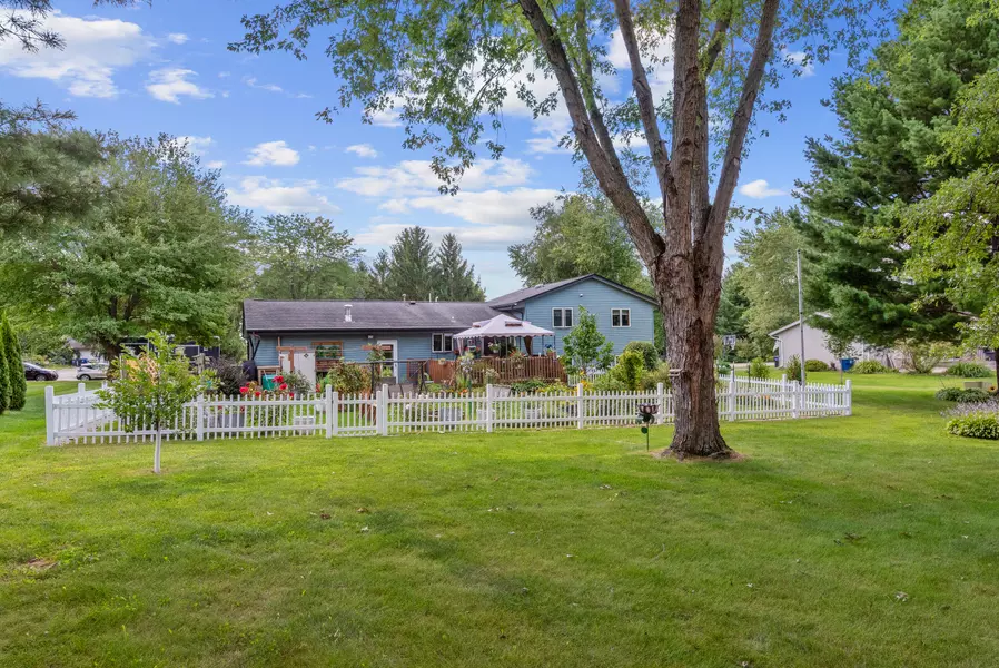 5136 William Tell Dr, Addison, WI 53095