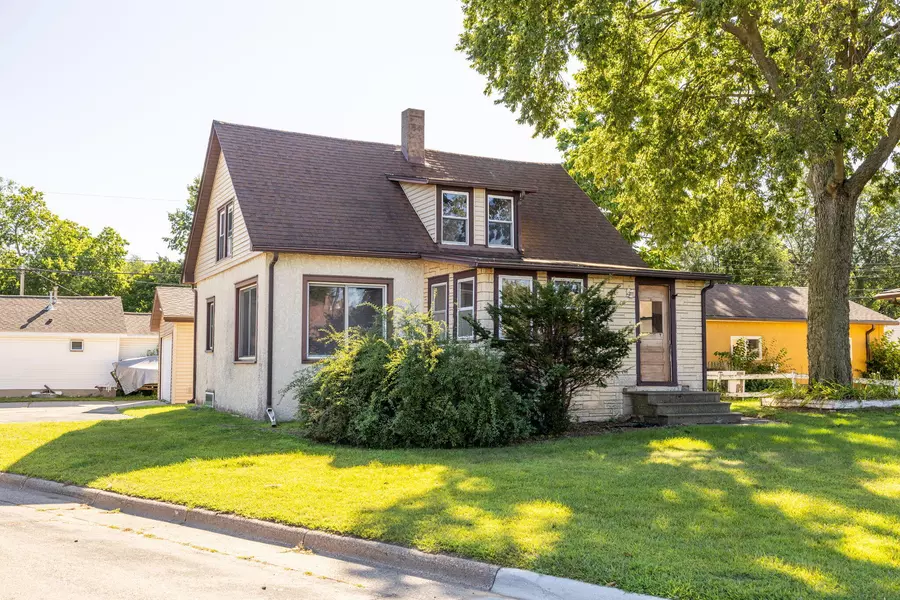 2534 Onalaska Ave, La Crosse, WI 54603